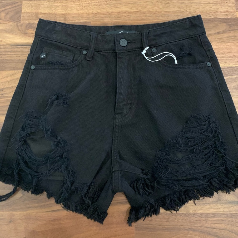 Black jean short